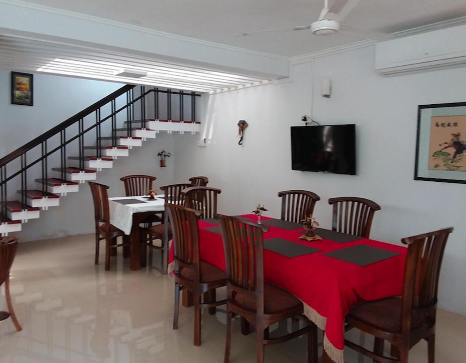 Будинок відпочинку Colombo Residence